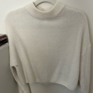 h&m divided cropped white sweater